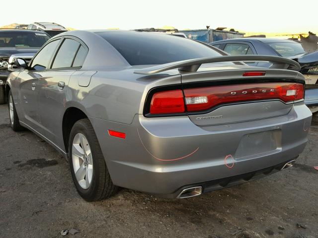 2B3CL3CG5BH531144 - 2011 DODGE CHARGER GRAY photo 3