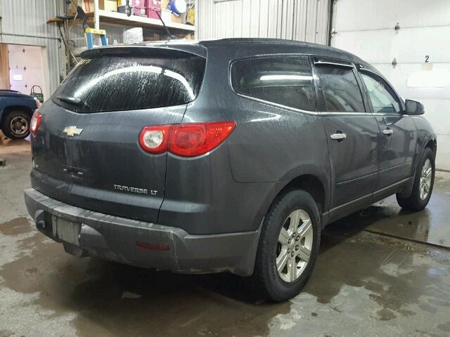 1GNLVGED8AS142340 - 2010 CHEVROLET TRAVERSE L GRAY photo 4