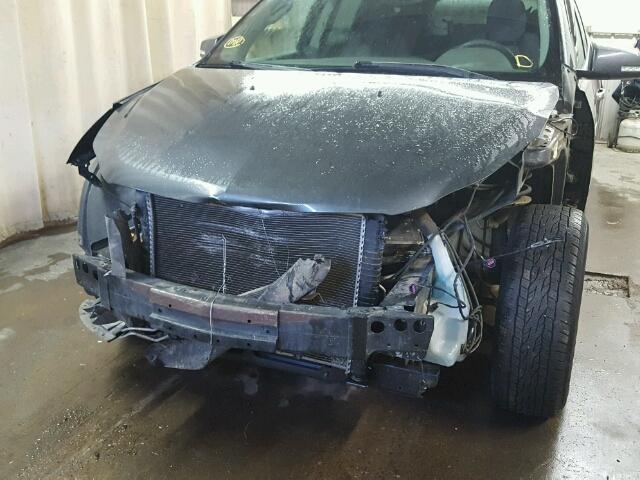 1GNLVGED8AS142340 - 2010 CHEVROLET TRAVERSE L GRAY photo 9