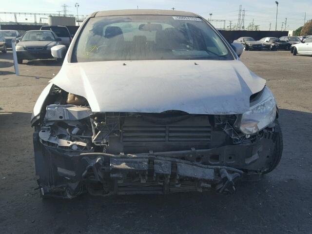 1FADP3F29DL177597 - 2013 FORD FOCUS SE SILVER photo 9