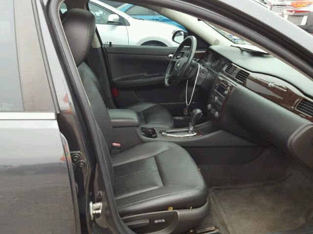 2G1WC5E3XD1233856 - 2013 CHEVROLET IMPALA LTZ GRAY photo 5