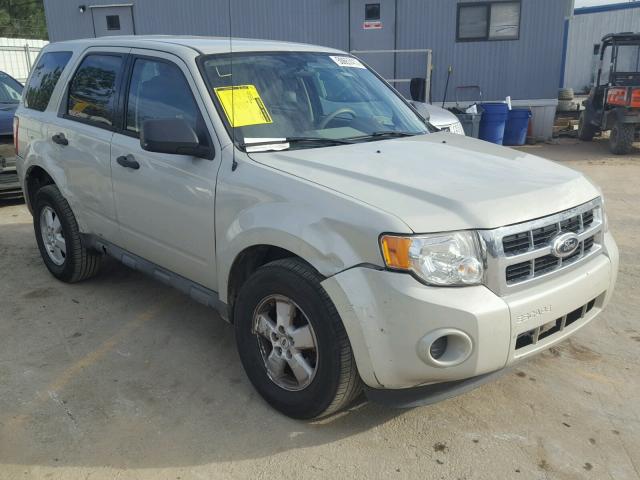 1FMCU02759KA75432 - 2009 FORD ESCAPE XLS CREAM photo 1