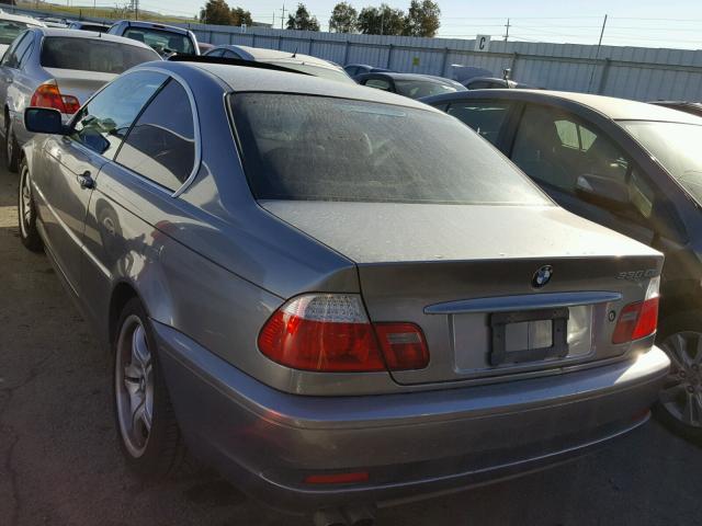 WBABD53484PD97348 - 2004 BMW 330 CI GRAY photo 3