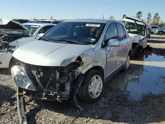 3N1BC1AP2BL432289 - 2011 NISSAN VERSA S SILVER photo 2