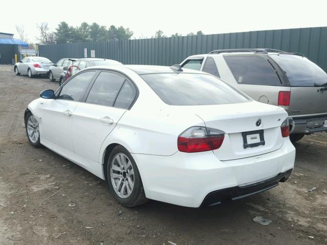 WBAVB17556NH93427 - 2006 BMW 325 I AUTO WHITE photo 3