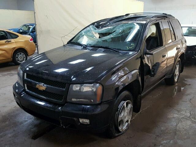 1GNDT13S882253974 - 2008 CHEVROLET TRAILBLAZE BLACK photo 2