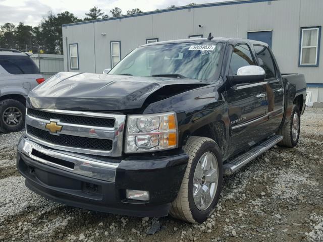 3GCPCSE09BG219029 - 2011 CHEVROLET SILVERADO BLACK photo 2