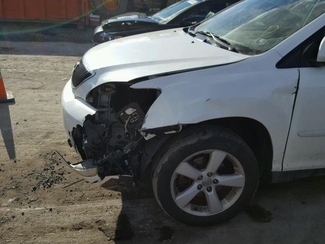 2T2HA31U46C096700 - 2006 LEXUS RX 330 WHITE photo 9