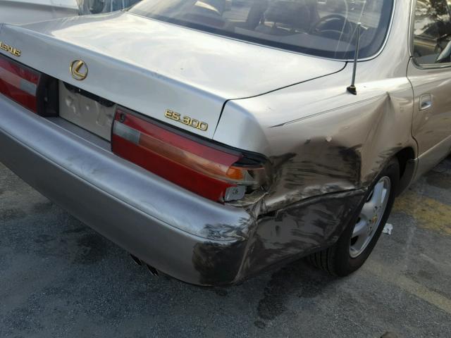 JT8BF12G9T0173252 - 1996 LEXUS ES 300 GOLD photo 9