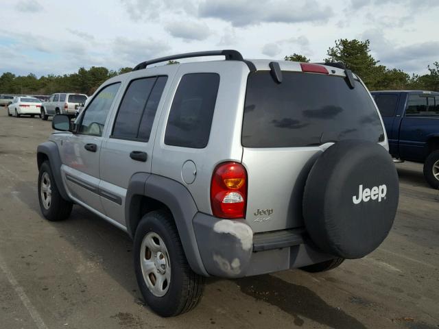 1J4GL48K34W220877 - 2004 JEEP LIBERTY SP SILVER photo 3