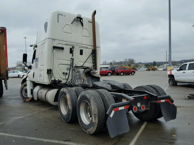 3AKJGLDR3DSFF9200 - 2013 FREIGHTLINER CASCADIA 1 WHITE photo 3
