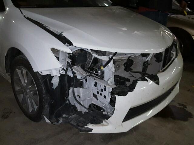 4T4BF1FK8ER400895 - 2014 TOYOTA CAMRY L WHITE photo 9