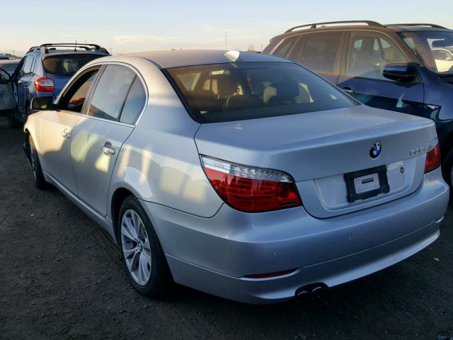 WBANV93559C134921 - 2009 BMW 535 XI SILVER photo 3