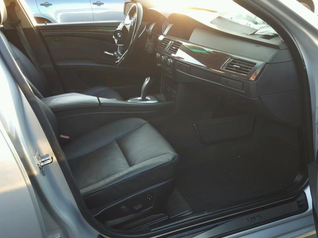 WBANV93559C134921 - 2009 BMW 535 XI SILVER photo 5