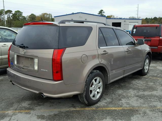 1GYEE637070189840 - 2007 CADILLAC SRX BEIGE photo 4