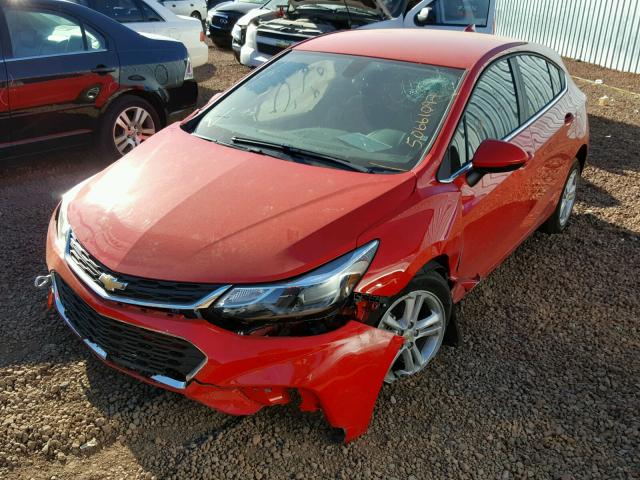 3G1BE6SM5HS588908 - 2017 CHEVROLET CRUZE LT RED photo 2