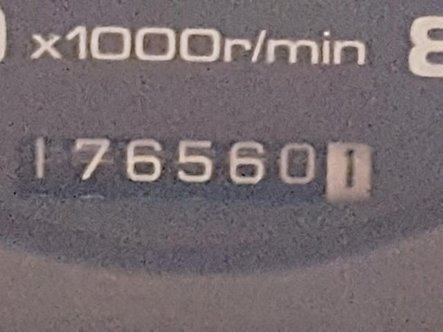 JH4KA7672PC017618 - 1993 ACURA LEGEND LS GREEN photo 8