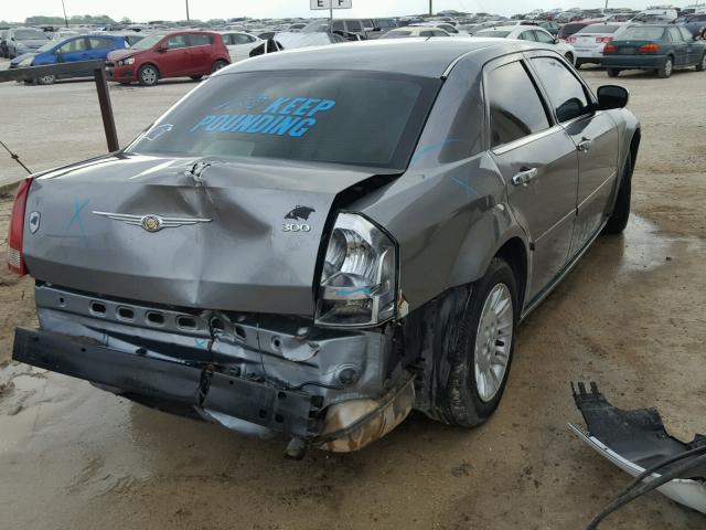 2C3KA43R16H262030 - 2006 CHRYSLER 300 GRAY photo 4