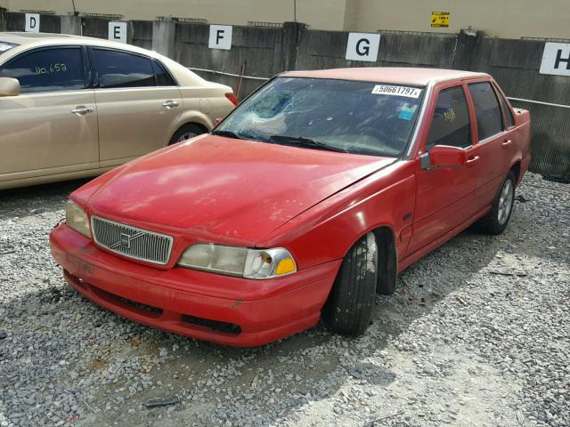 YV1LS5544W1464177 - 1998 VOLVO S70 RED photo 2