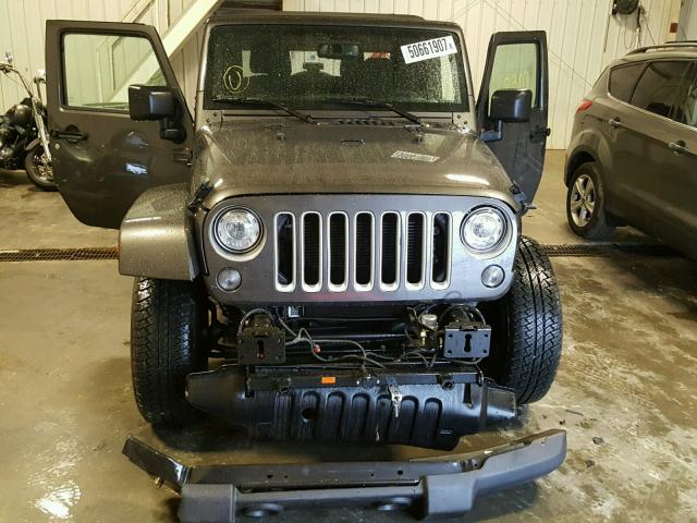 1C4AJWBG8HL523436 - 2017 JEEP WRANGLER S 灰色 照片 9