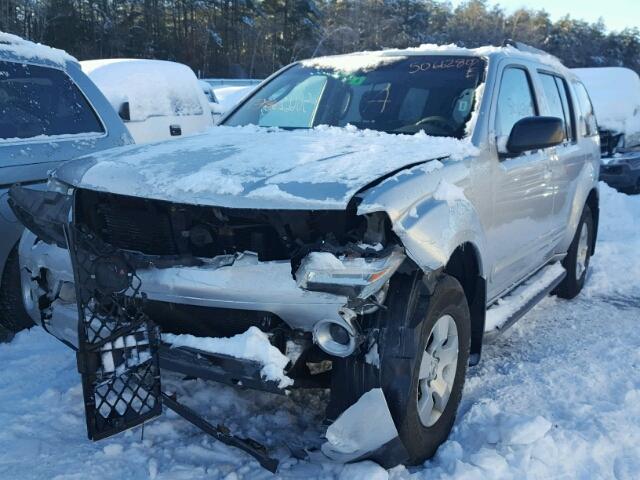 5N1AR18W65C757687 - 2005 NISSAN PATHFINDER SILVER photo 2