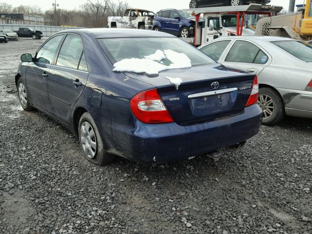 4T1BE32K32U524227 - 2002 TOYOTA CAMRY LE BLUE photo 3