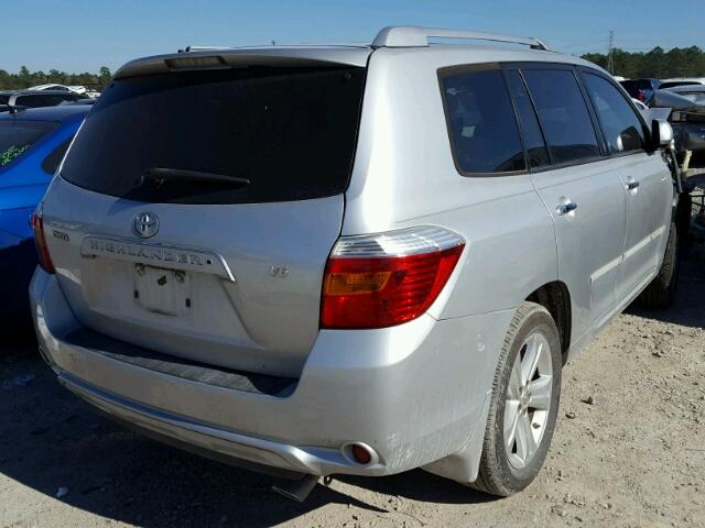 JTEDS42A582030552 - 2008 TOYOTA HIGHLANDER SILVER photo 4