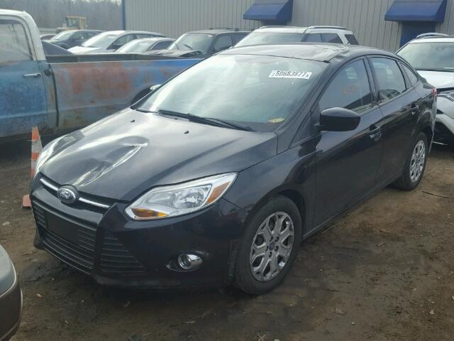 1FAHP3F26CL120886 - 2012 FORD FOCUS SE BLACK photo 2