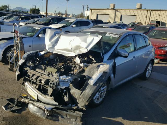 1FADP3K22FL307292 - 2015 FORD FOCUS SE SILVER photo 2