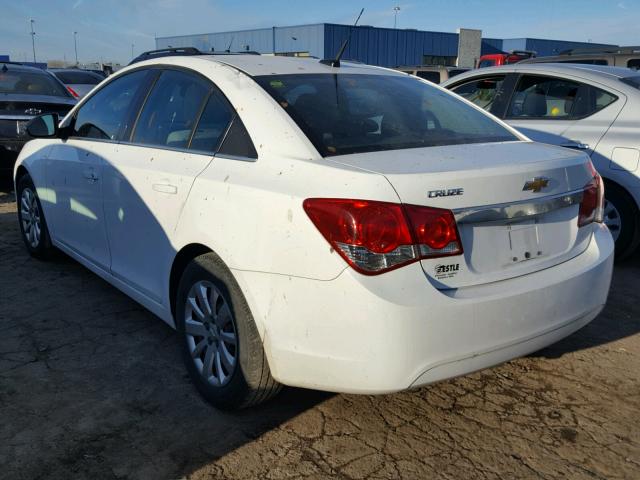 1G1PC5SH6B7186605 - 2011 CHEVROLET CRUZE LS WHITE photo 3