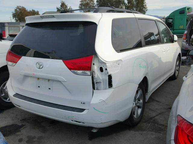 5TDKK3DC3ES453056 - 2014 TOYOTA SIENNA LE WHITE photo 4