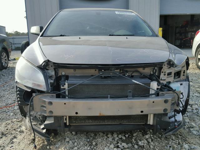 1G1ZA5E04AF315501 - 2010 CHEVROLET MALIBU LS TAN photo 9