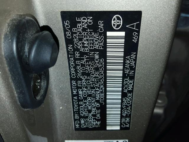 JTDBE32K963045326 - 2006 TOYOTA CAMRY LE ბეჟი ფოტო 10