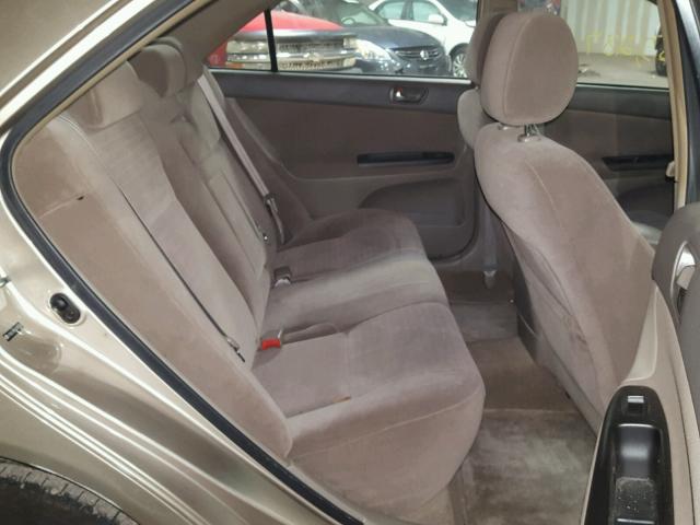JTDBE32K963045326 - 2006 TOYOTA CAMRY LE ბეჟი ფოტო 6
