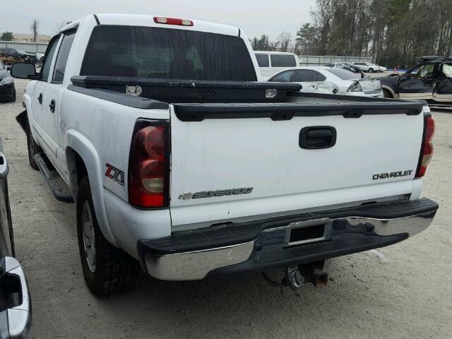 2GCEK13T251223146 - 2005 CHEVROLET SILVERADO WHITE photo 3