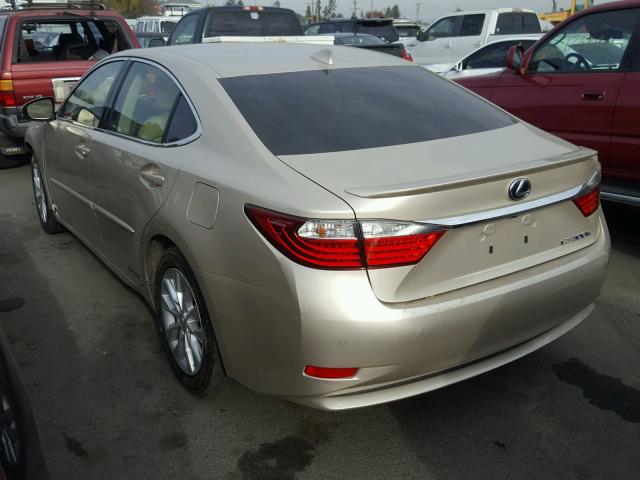 JTHBW1GG1F2088097 - 2015 LEXUS ES 300H GOLD photo 3