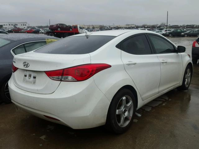 5NPDH4AE1DH263991 - 2013 HYUNDAI ELANTRA GL GOLD photo 4