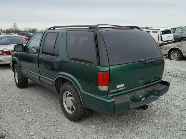 1GNDT13W5Y2281475 - 2000 CHEVROLET BLAZER GREEN photo 3