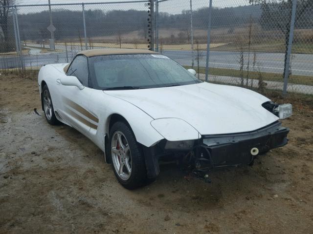 1G1YY32G045119062 - 2004 CHEVROLET CORVETTE WHITE photo 1