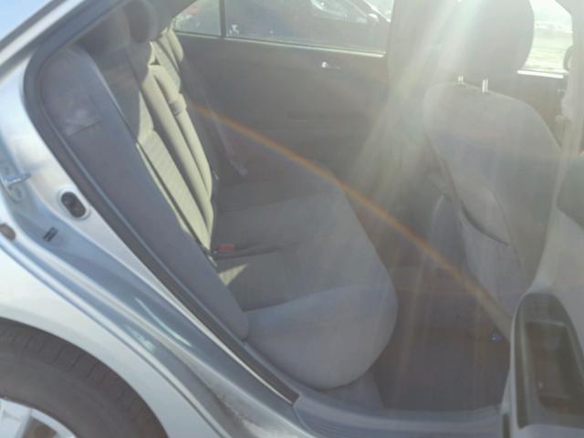 4T1BE32KX5U950050 - 2005 TOYOTA CAMRY LE ვერცხლისფერი ფოტო 6