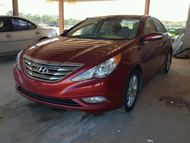 5NPEC4ACXDH634809 - 2013 HYUNDAI SONATA SE RED photo 2