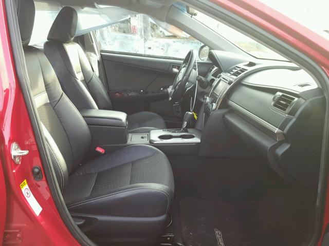 4T1BF1FKXCU508880 - 2012 TOYOTA CAMRY BASE RED photo 5