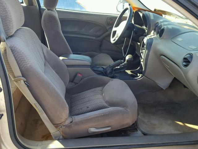 1G2NE12F22C140281 - 2002 PONTIAC GRAND AM S 金色 照片 5