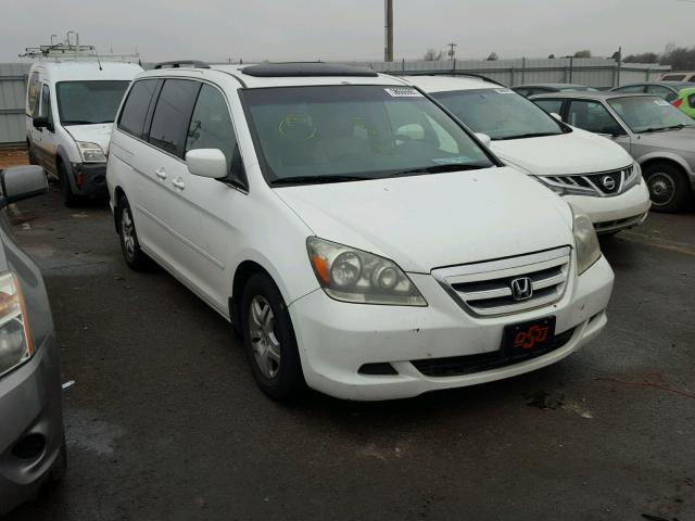 5FNRL38676B424651 - 2006 HONDA ODYSSEY EX WHITE photo 1