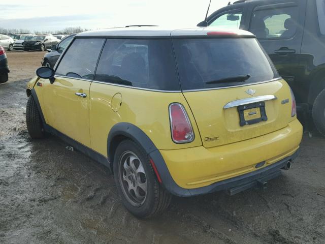 WMWRC33415TC59309 - 2005 MINI COOPER YELLOW photo 3