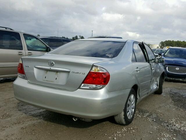 4T1BE32K55U948979 - 2005 TOYOTA CAMRY LE SILVER photo 4