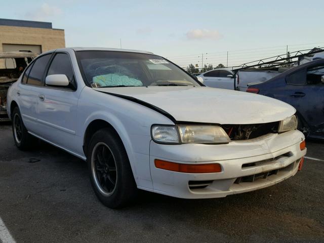 JN1CA21DXVT859323 - 1997 NISSAN MAXIMA GLE WHITE photo 1