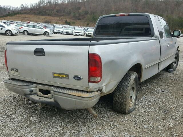 2FTZX172XWCB05632 - 1998 FORD F150 SILVER photo 4