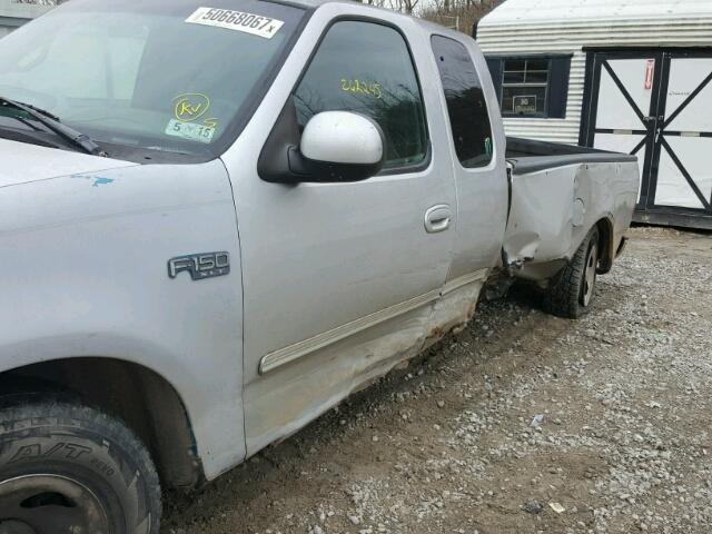 2FTZX172XWCB05632 - 1998 FORD F150 SILVER photo 9