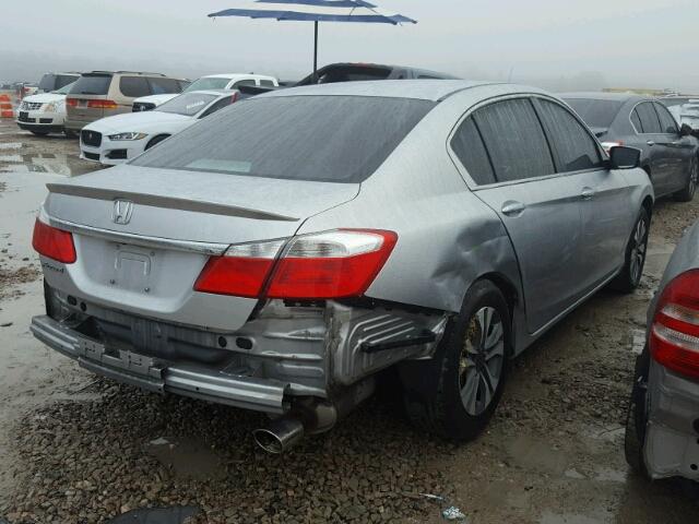 1HGCR2F3XDA036392 - 2013 HONDA ACCORD LX SILVER photo 4